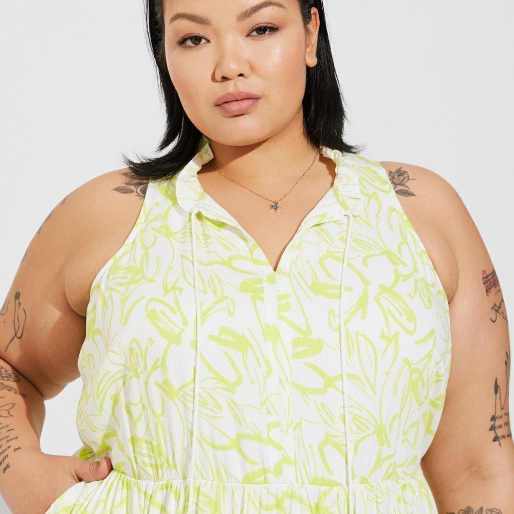 Torrid - Midi Wash Gauze Tiered Dress in Floral Yellow - Picture 12 of 13